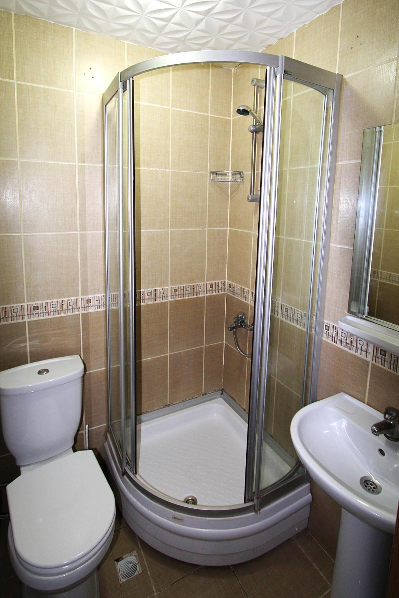 Lyon Hotel Istanbul Bagian luar foto